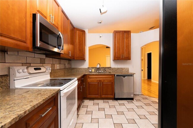 Building Photo - 880 Pecan Ct