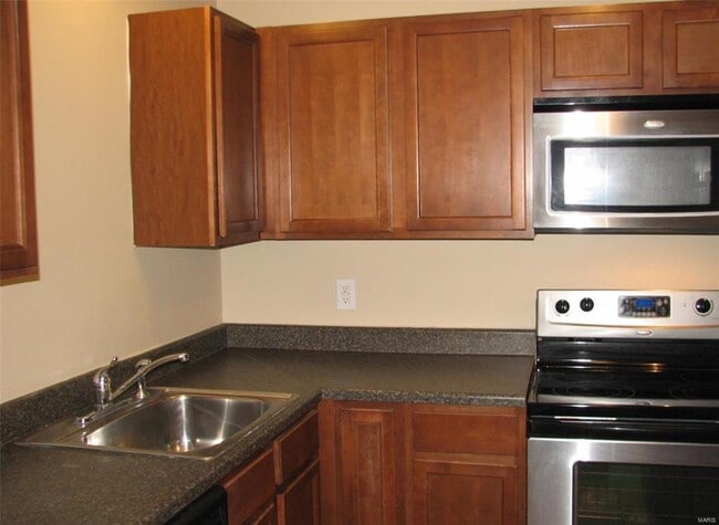 Building Photo - 14512 Cazado Dr
