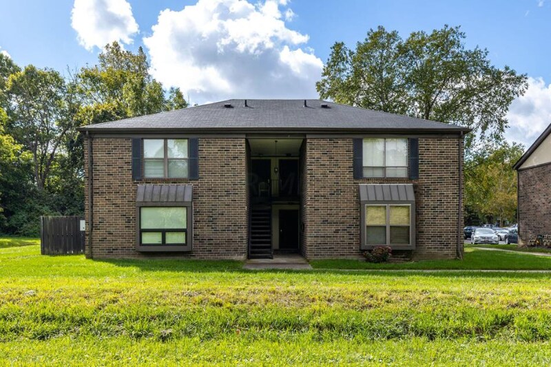 5838 Hallridge Cir Unit B, Columbus, OH 43232 Condo for Rent in