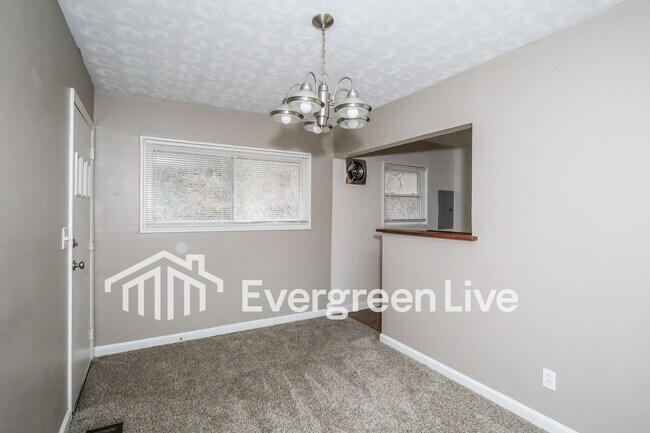 Foto del edificio - 8771 Desoto Dr