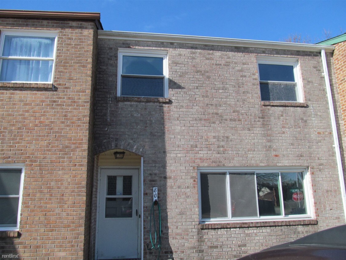 Foto principal - 803 Sutton Pl