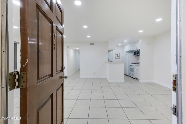 Foto del edificio - 5700 Etiwanda Ave