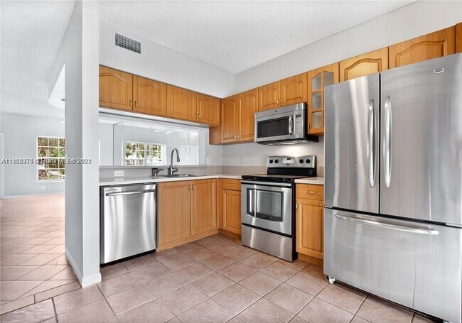 Foto del edificio - 3116 SW 50th St