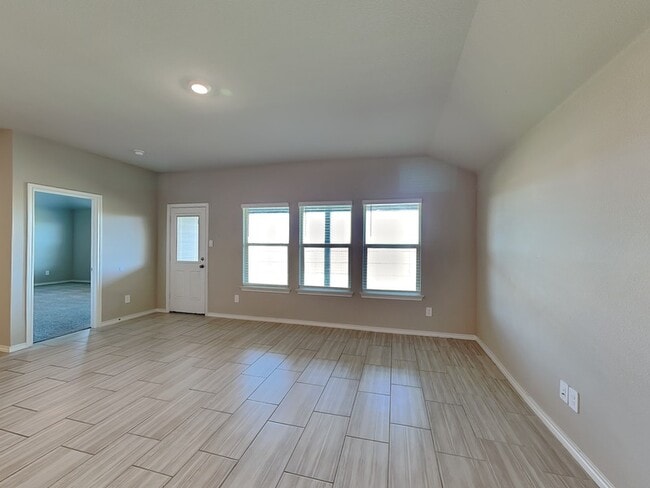 Building Photo - 772 Cofer Wy