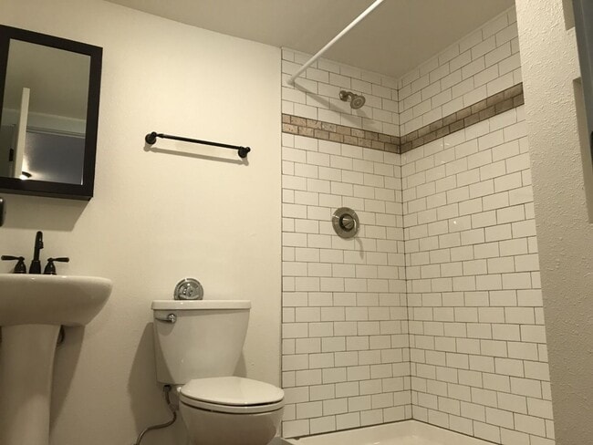 Interior Photo - Red Maple Apartments