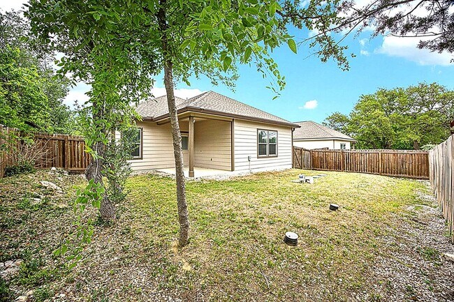 Building Photo - 156 Remington Rd