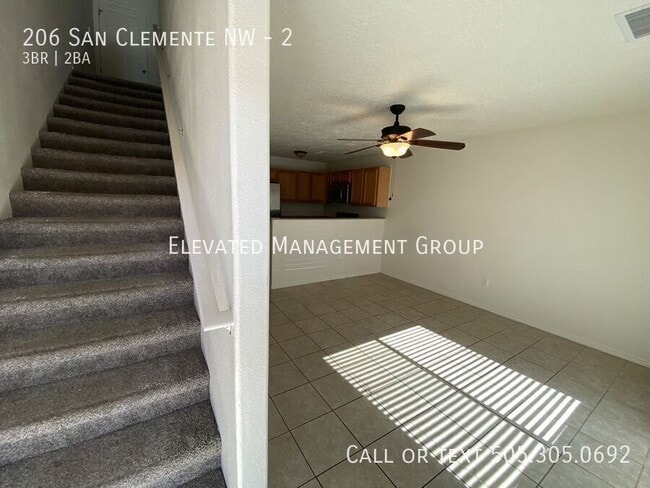 Foto del edificio - 206 San Clemente Ave NW