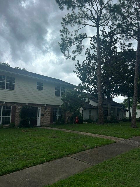 Foto del edificio - 12506 Mooremeadow Ln