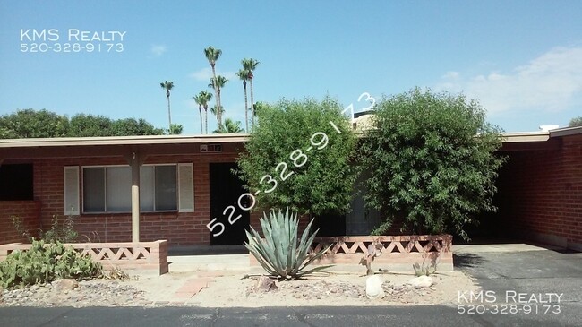 Building Photo - 2 Bedroom 2 Bath (OWNER / AGENT)