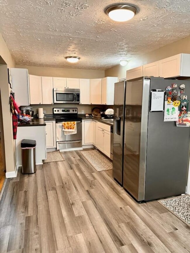 Foto del edificio - Nice 3 bedroom/1.5 bath home for rent in E. Morristown, Tennessee