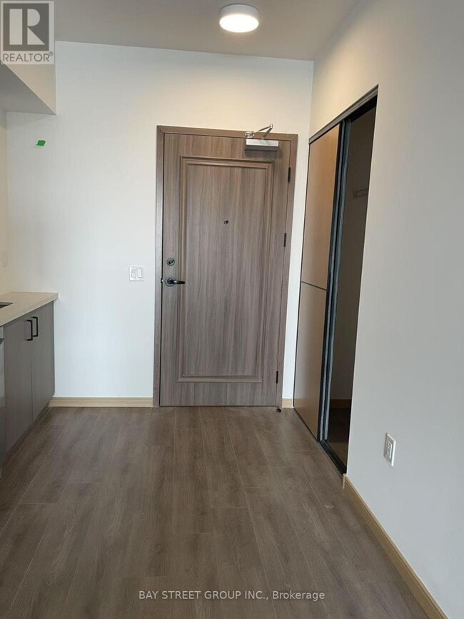 Building Photo - 3429 Sheppard Ave E