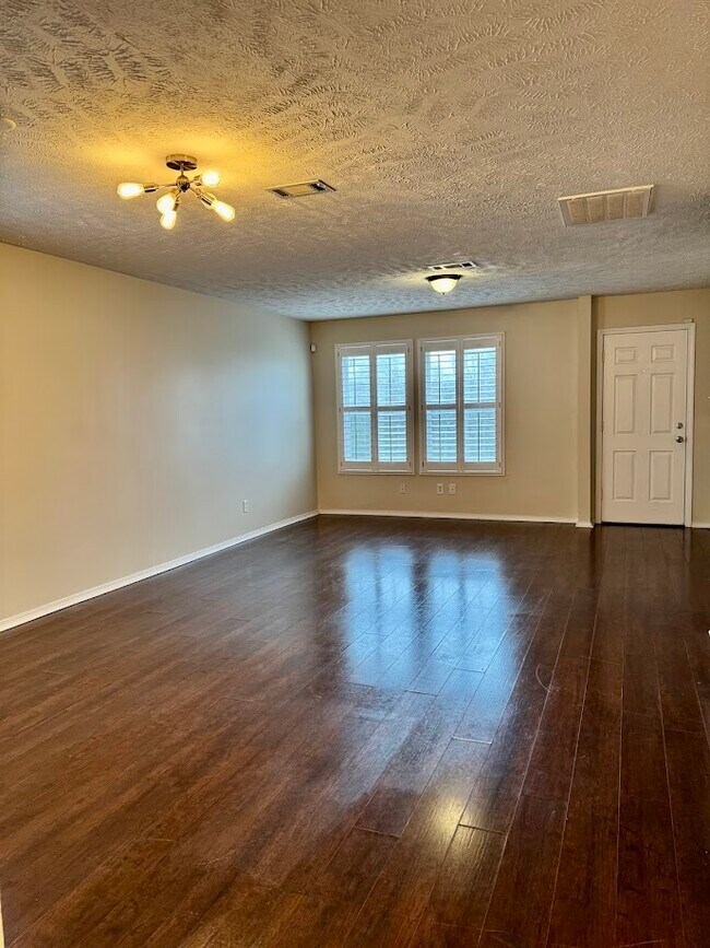 Photo - 5816 Monroe Xing Townhome