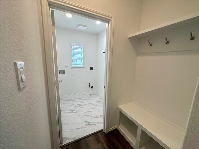 Foto del edificio - 31900 Retama Ranch Ln