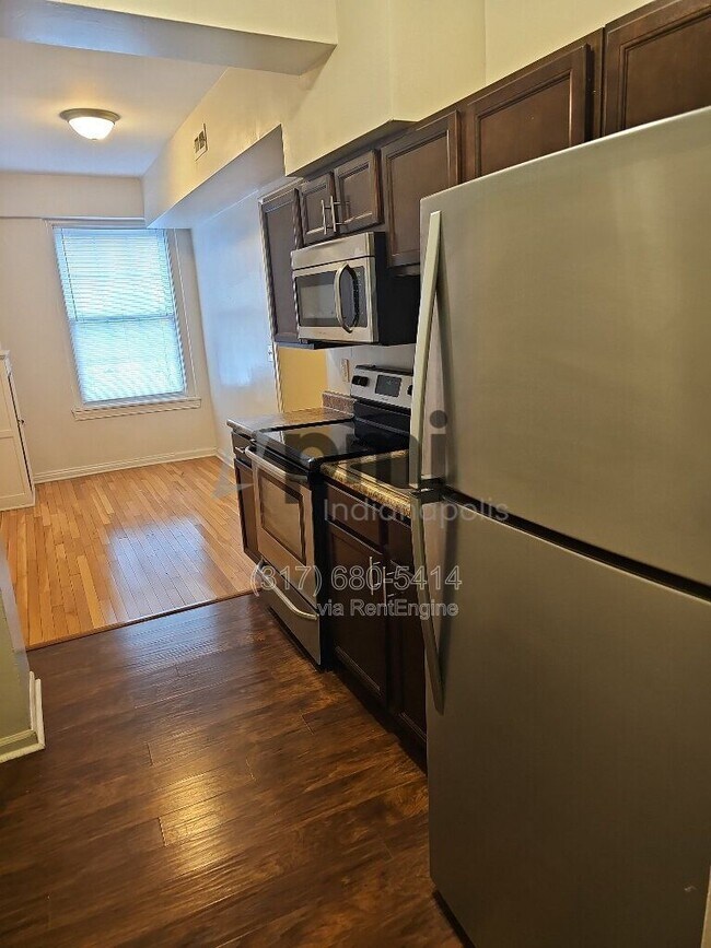 Foto del edificio - 1 W 28th St