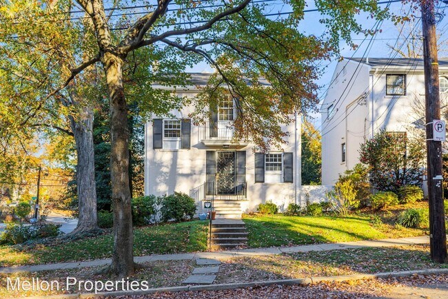 Foto del edificio - 4 br, 3 bath House - 2857 29th Place NW