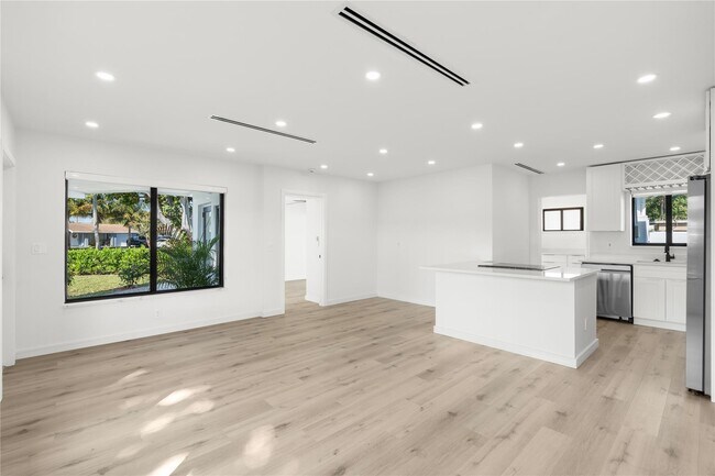 Foto del edificio - 455 SW 14th Ct