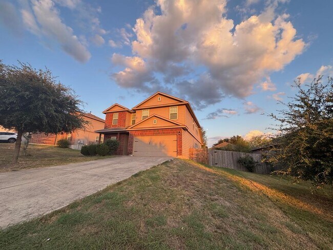 Foto del edificio - 117 Kemah Ln