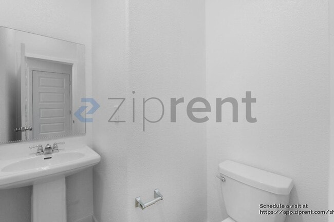 Building Photo - 8492 Anker Wy