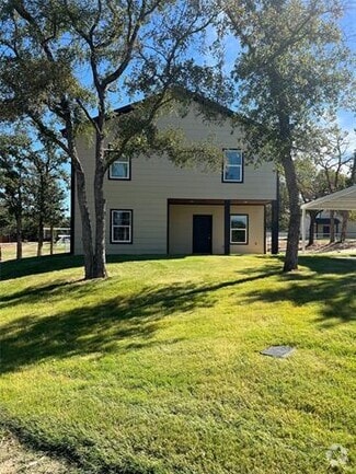 Building Photo - 1071 Deer Ln