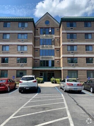 Building Photo - 35 Cerone Pl