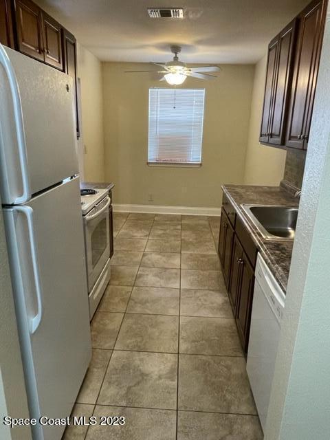 Foto del edificio - 4711 Mead Ln