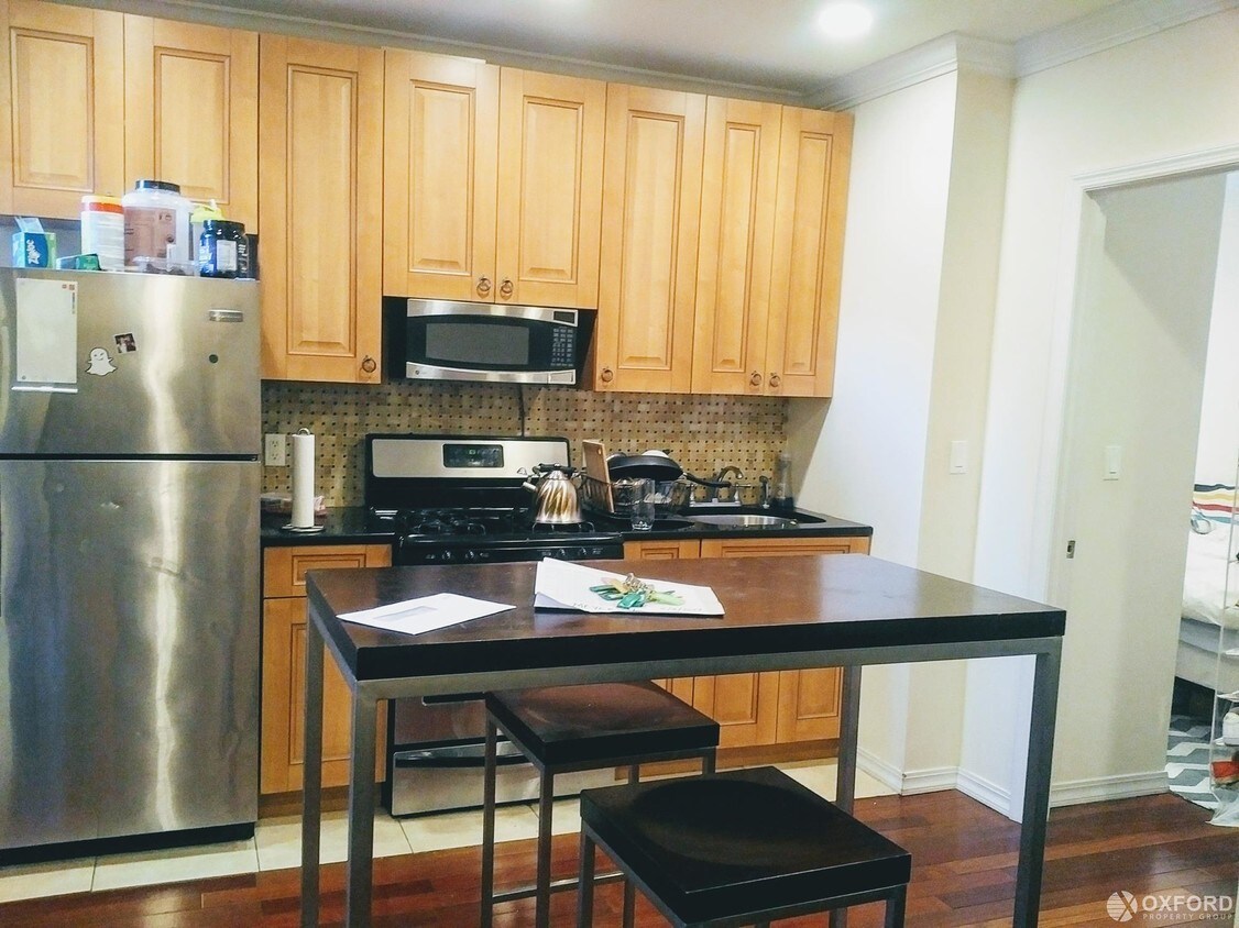 Foto principal - 329 Third Avenue