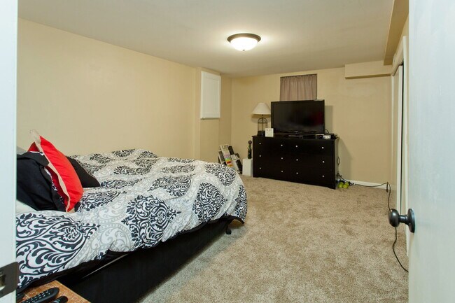 Foto del edificio - Charming 3-Bed Duplex in SE Minneapolis