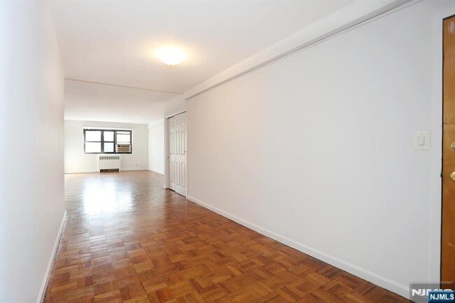 Foto del edificio - 208 Anderson St