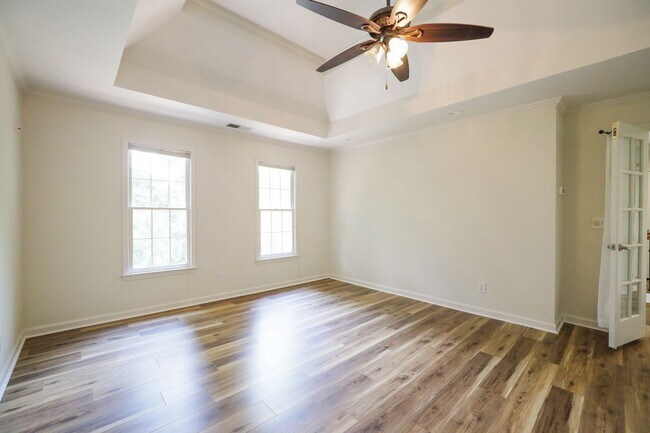 Foto del edificio - 5055 Mallory Ct