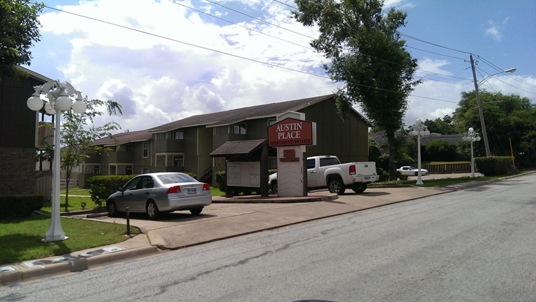 Austin Place Apartments - Park Place Apartments