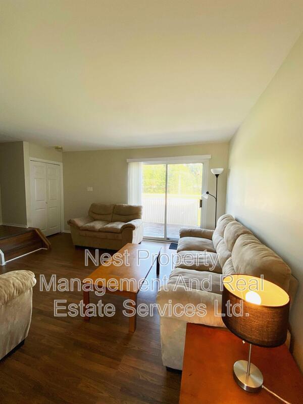 Building Photo - 24 Little Wedeene St