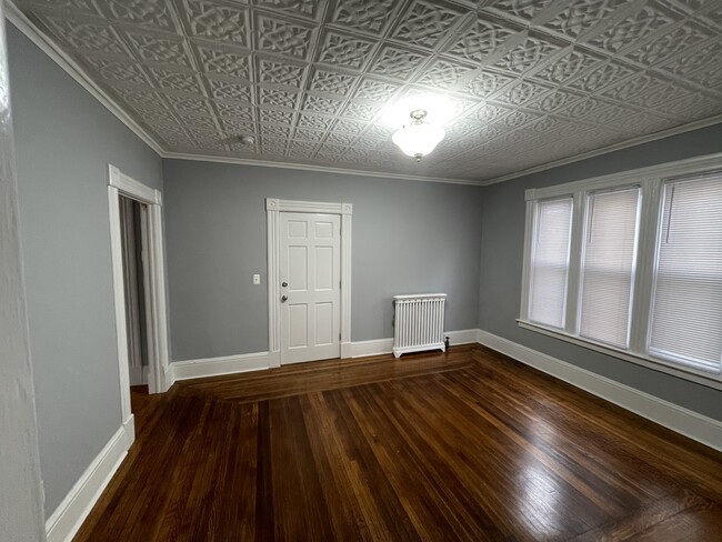 Dining Room - 19 West St