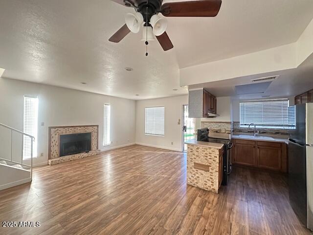 Foto del edificio - 16225 N 30th St