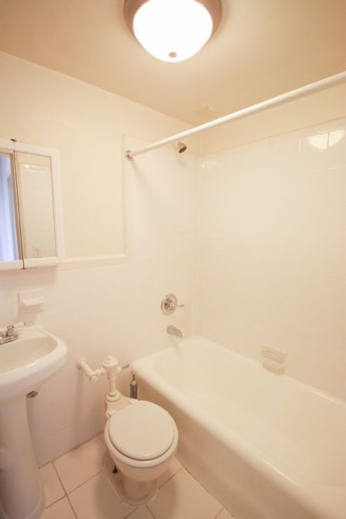 Foto del edificio - 208 W 23rd St