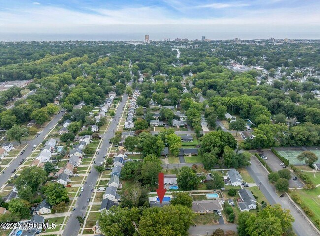 Foto del edificio - 1506 Evergreen Ave