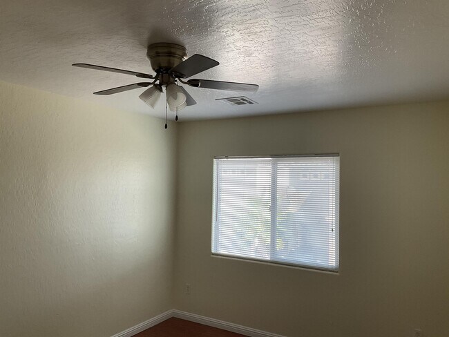Building Photo - 5297 Tipper Ave