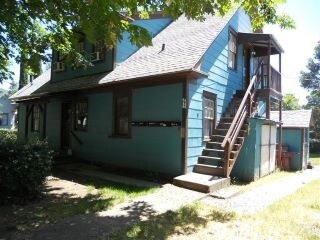 Building Photo - 543 NW C St