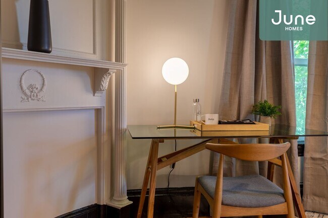 Foto del edificio - Queen room in 5-bed/2.0-bath Home