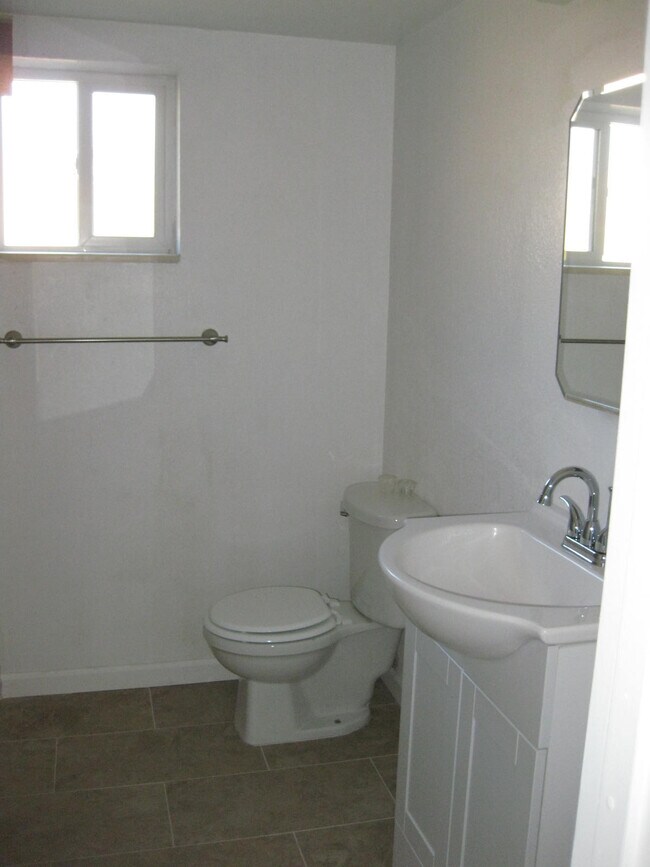 Foto del edificio - 831 Meade St
