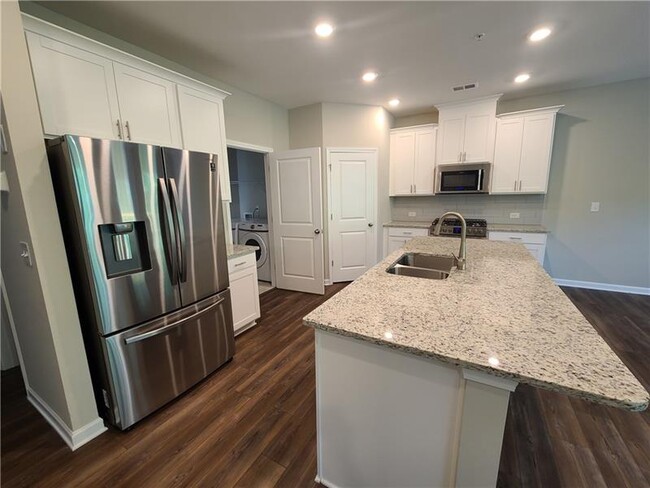 Foto del edificio - 1359 Elderwood Way
