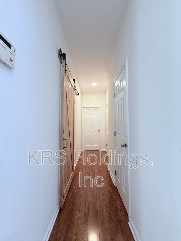 Foto del edificio - 9308 Doss Ct