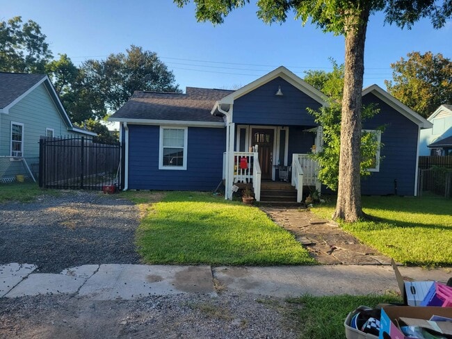 Photo - 7511 Ilex St House