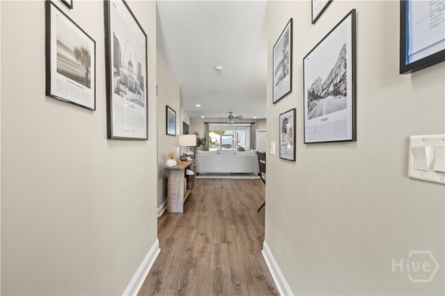 Foto del edificio - 49 Nettleton Ln