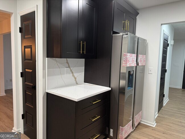 Foto del edificio - 5317 Medena Way