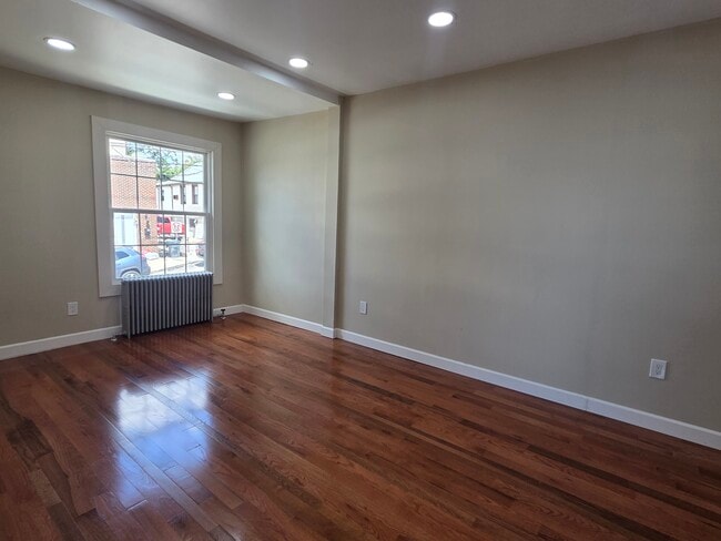 Building Photo - 1513 67th St