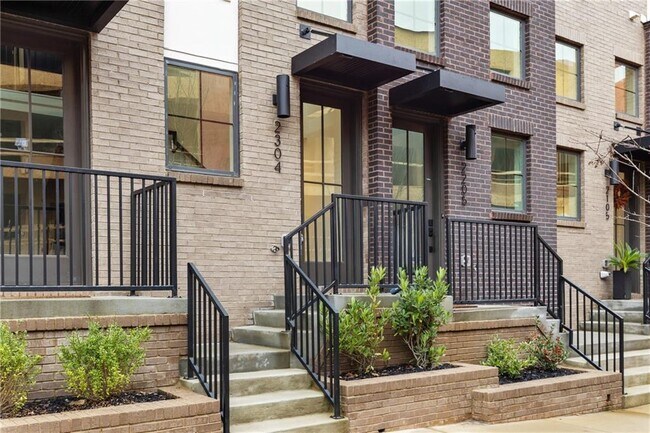 Building Photo - 201 New St