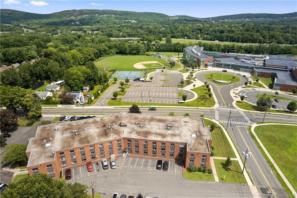 166 Gravel St Unit B3, Meriden, CT 06450 Condo for Rent in Meriden