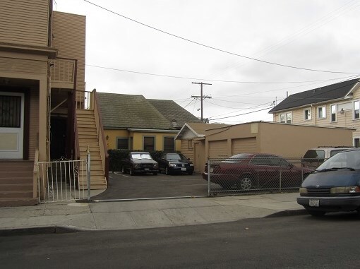 Building Photo - 1703 S Bonnie Brae St