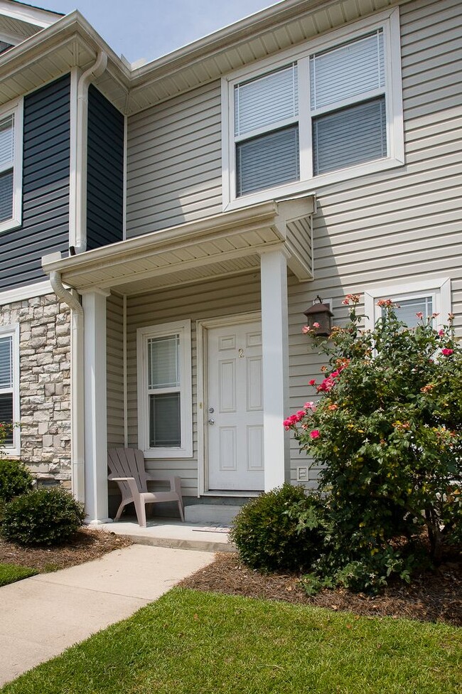 Foto del edificio - Adorable Kittrell Farms Townhouse