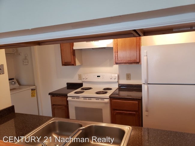 Building Photo - 2 br, 2 bath House - 641 Crows Nest Court